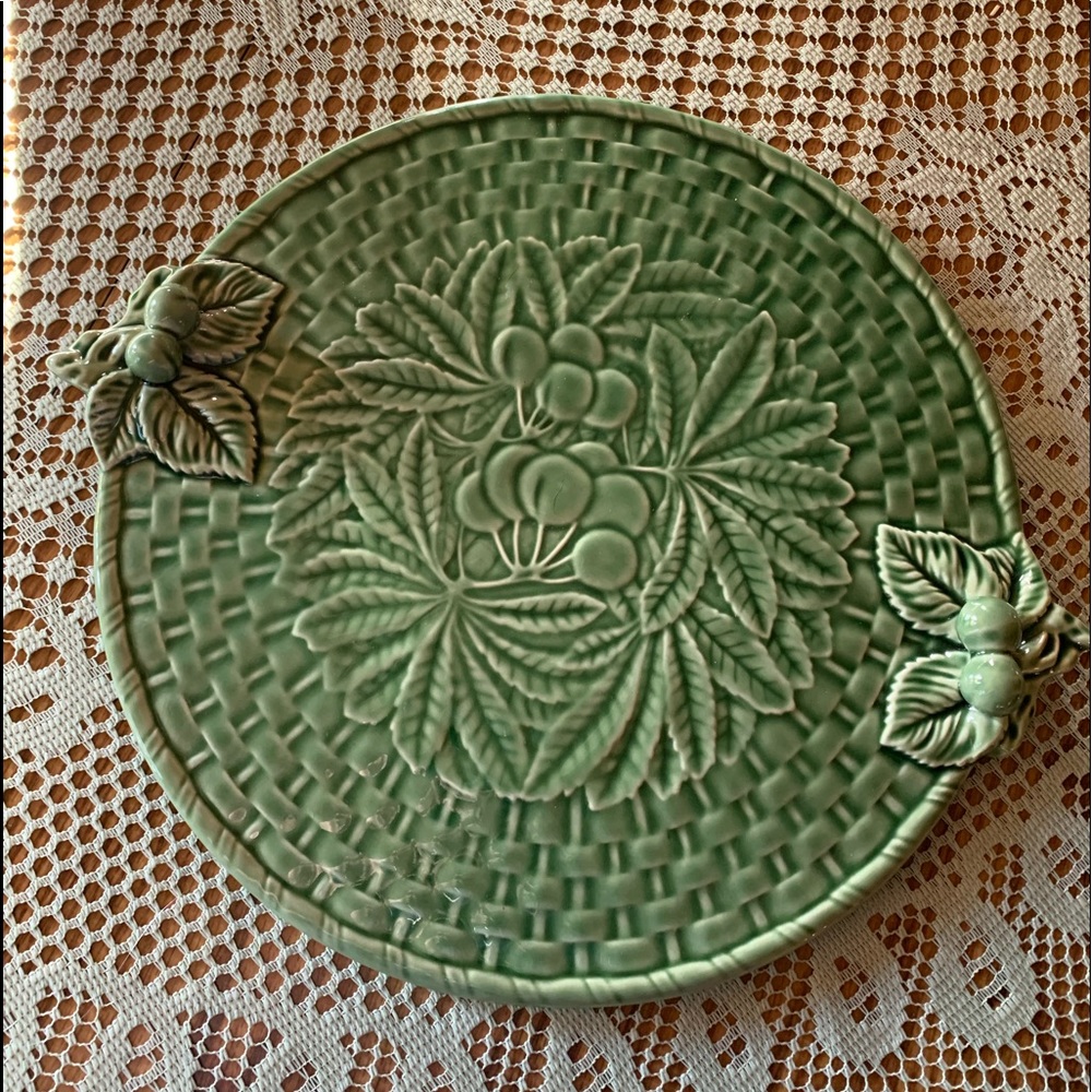 REDUCED‼️Bordallo Pinheiro Platter Serving Piece